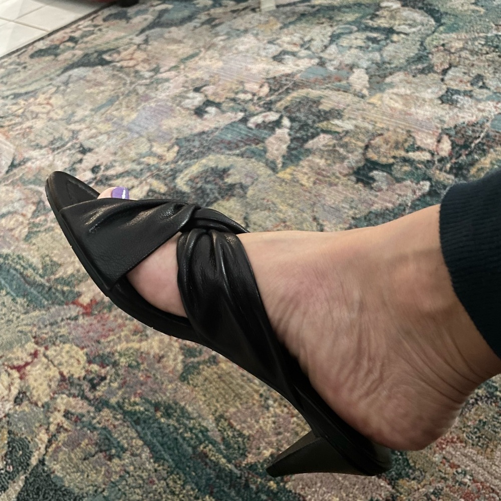 Pedro Garcia leather sandals like new !